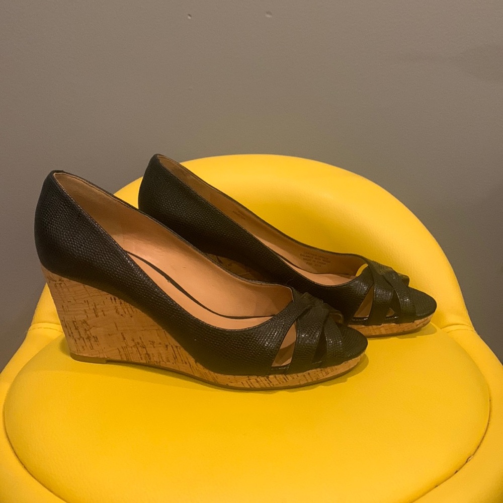 Black Nine West wedges